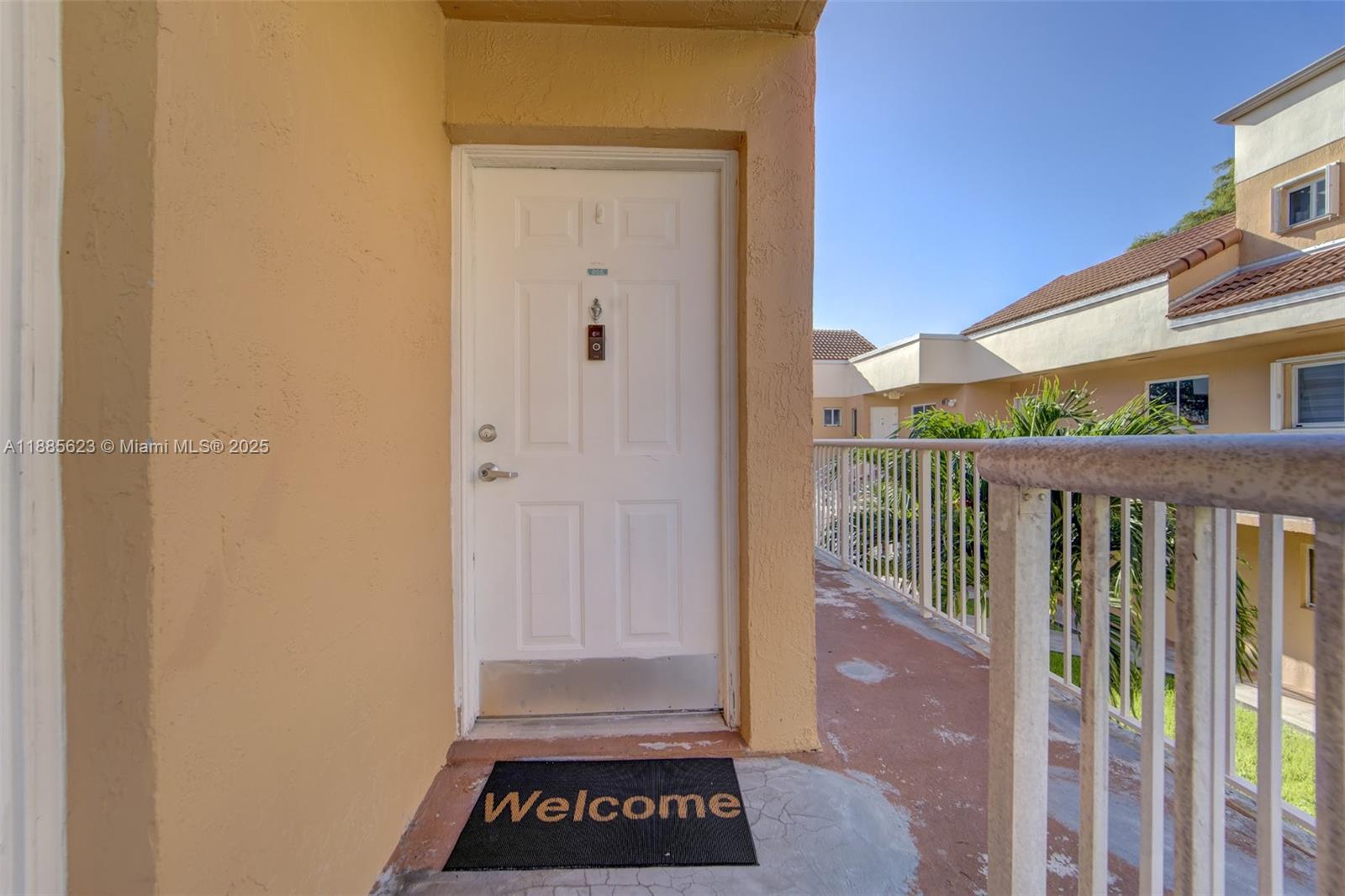 THE SEASONS VILLAS & THMS - Residential