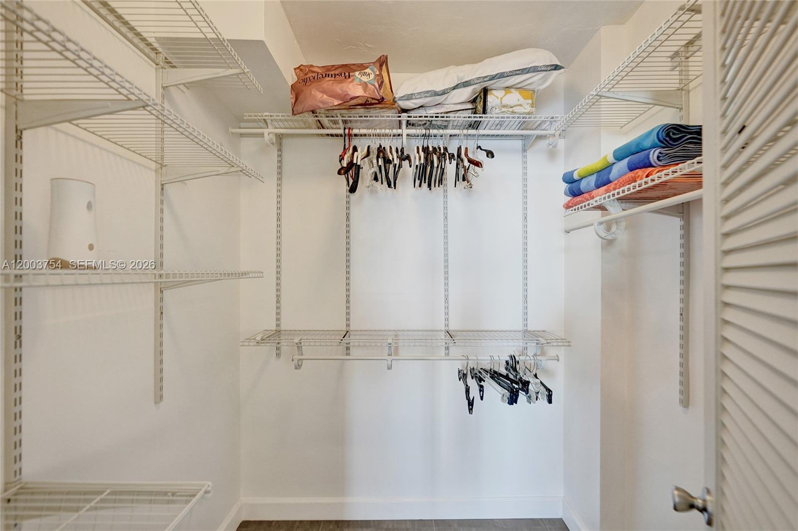 PARADISE TOWERS CO-OP - Residential