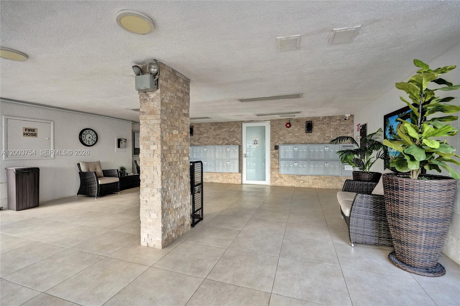 PARADISE TOWERS CO-OP - Residential