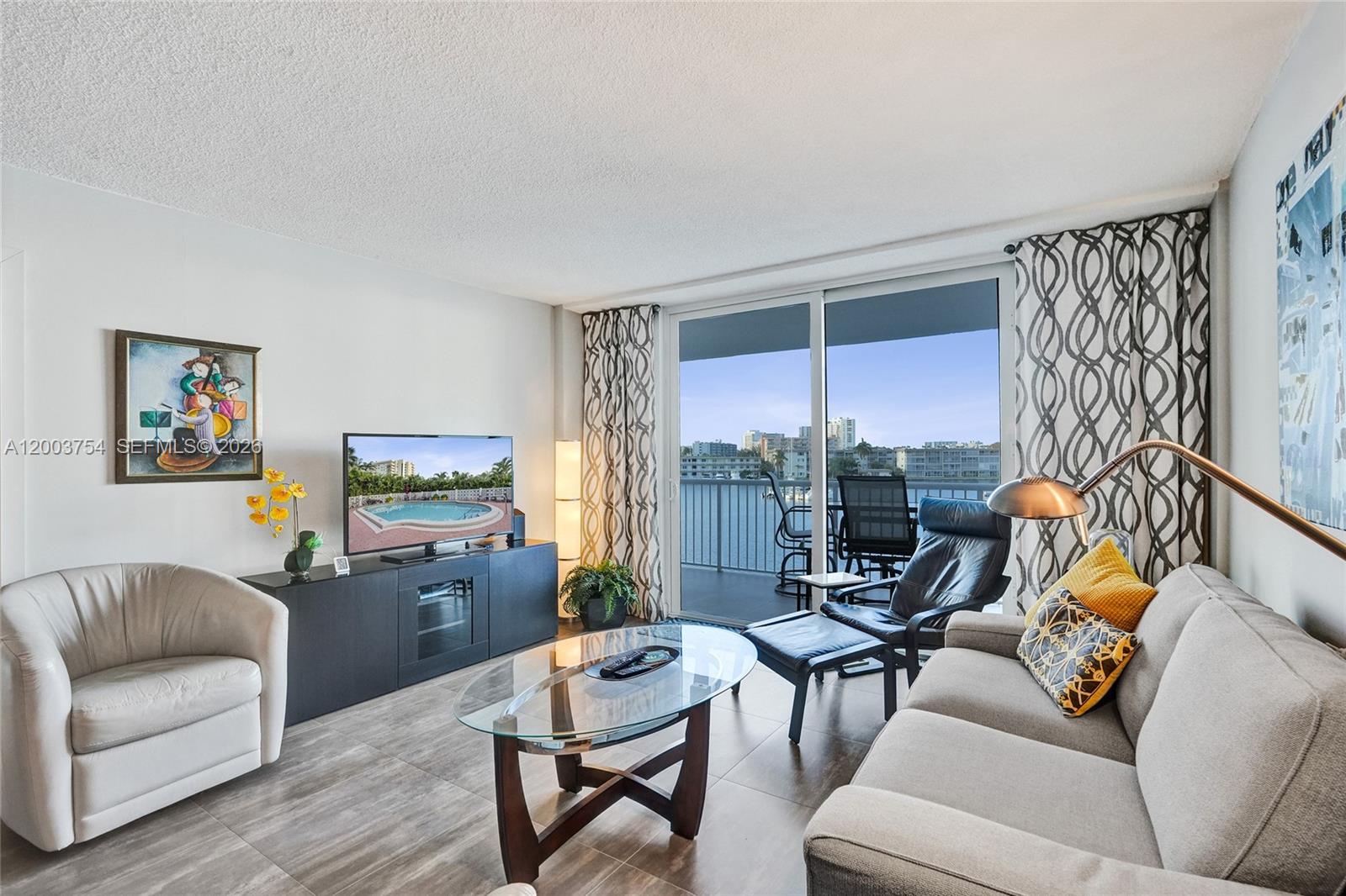 PARADISE TOWERS CO-OP - Residential