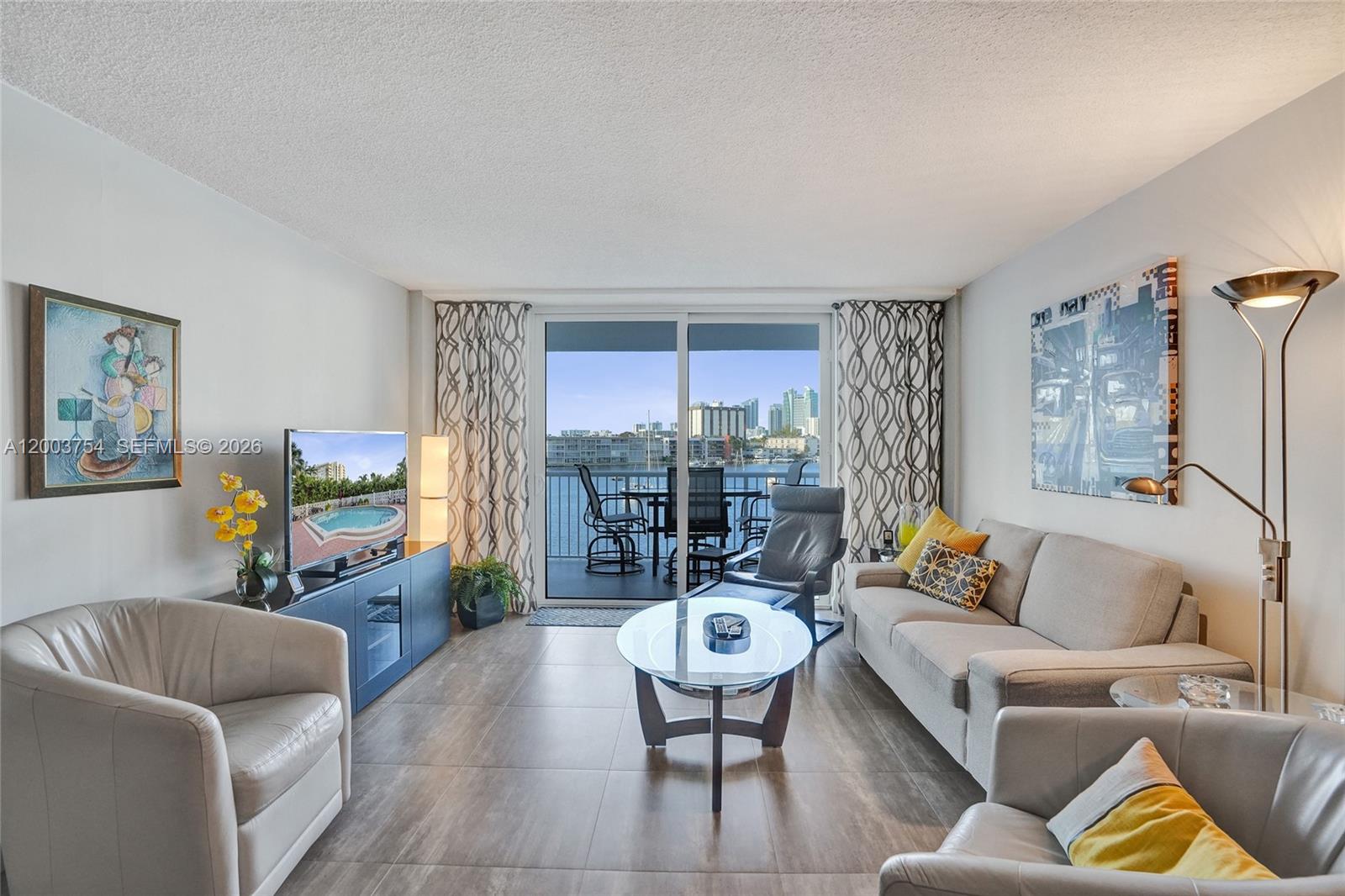 PARADISE TOWERS CO-OP - Residential