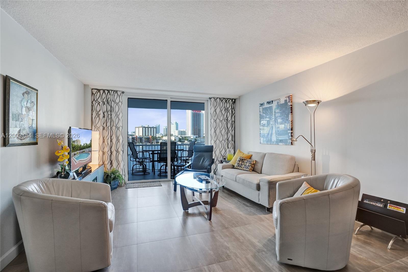 PARADISE TOWERS CO-OP - Residential