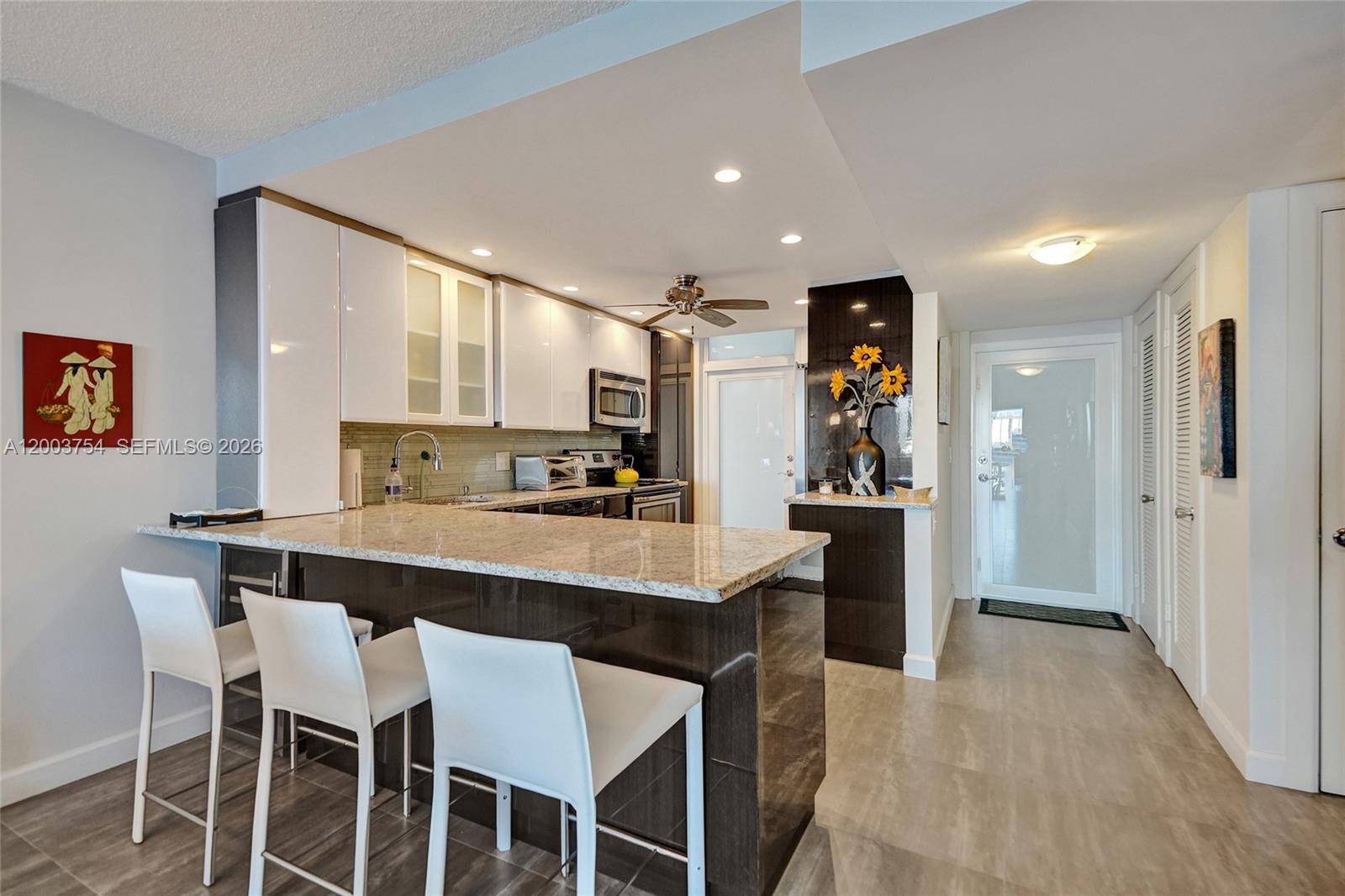 PARADISE TOWERS CO-OP - Residential