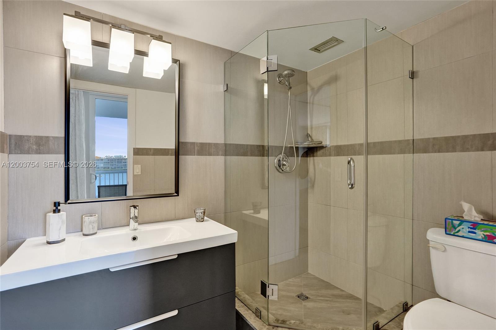 PARADISE TOWERS CO-OP - Residential