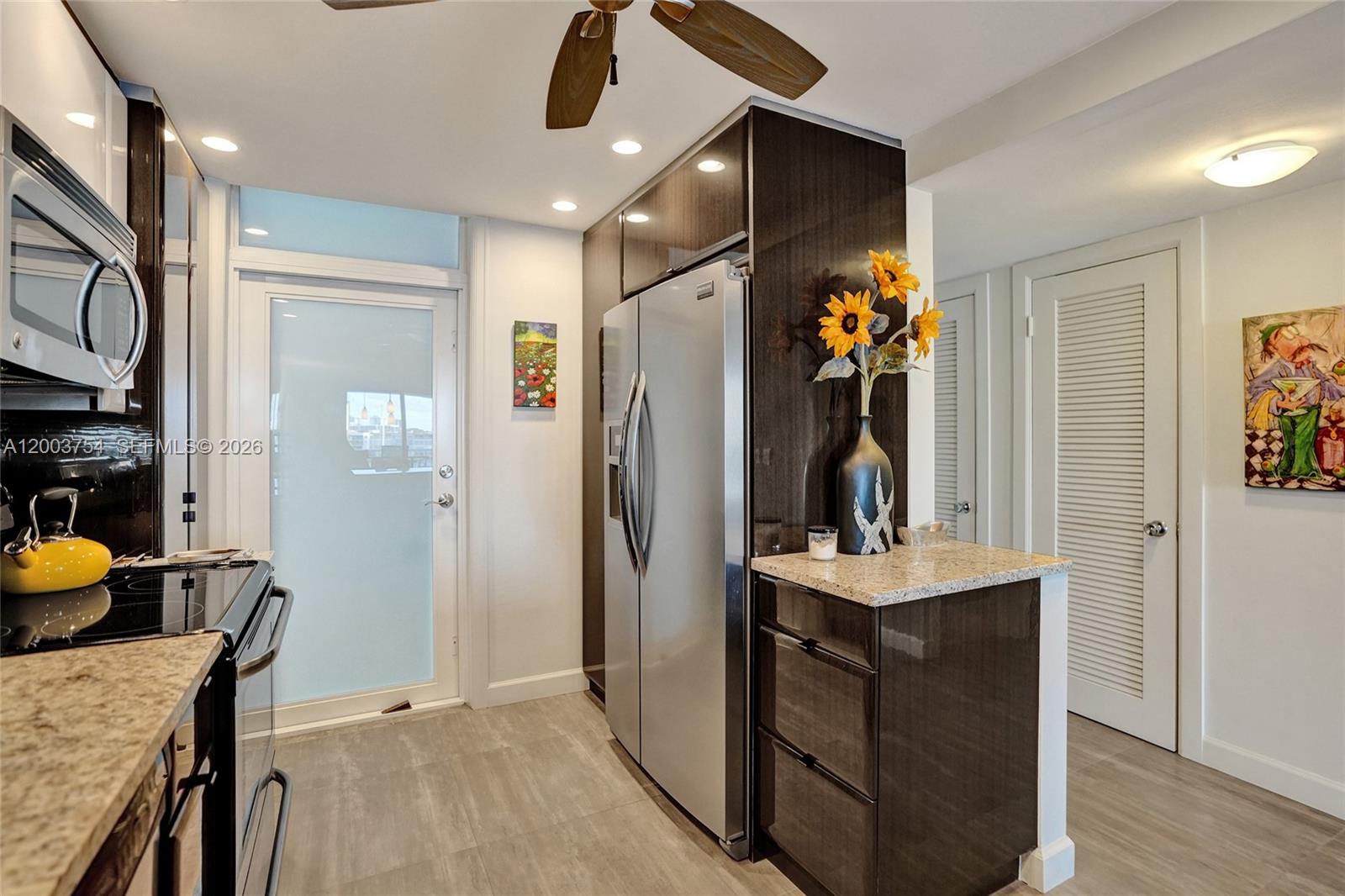 PARADISE TOWERS CO-OP - Residential