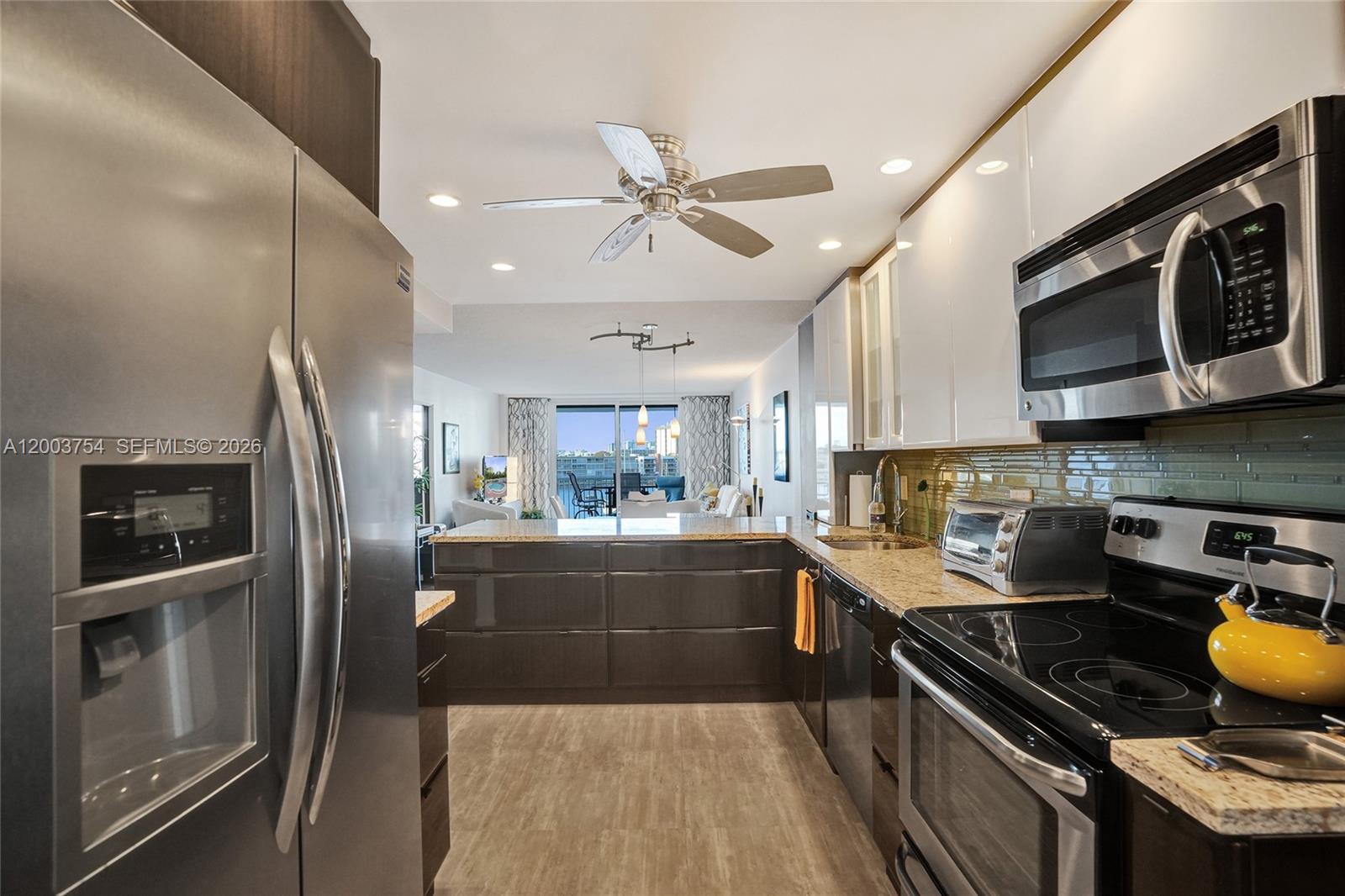 PARADISE TOWERS CO-OP - Residential