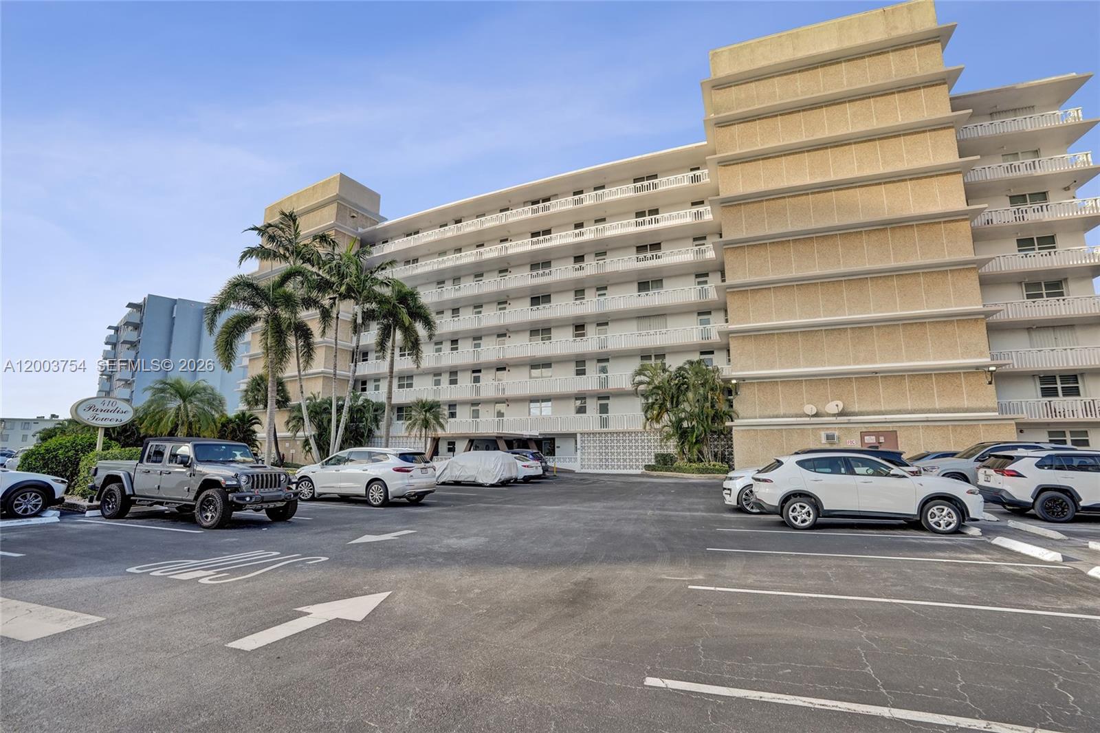 PARADISE TOWERS CO-OP - Residential