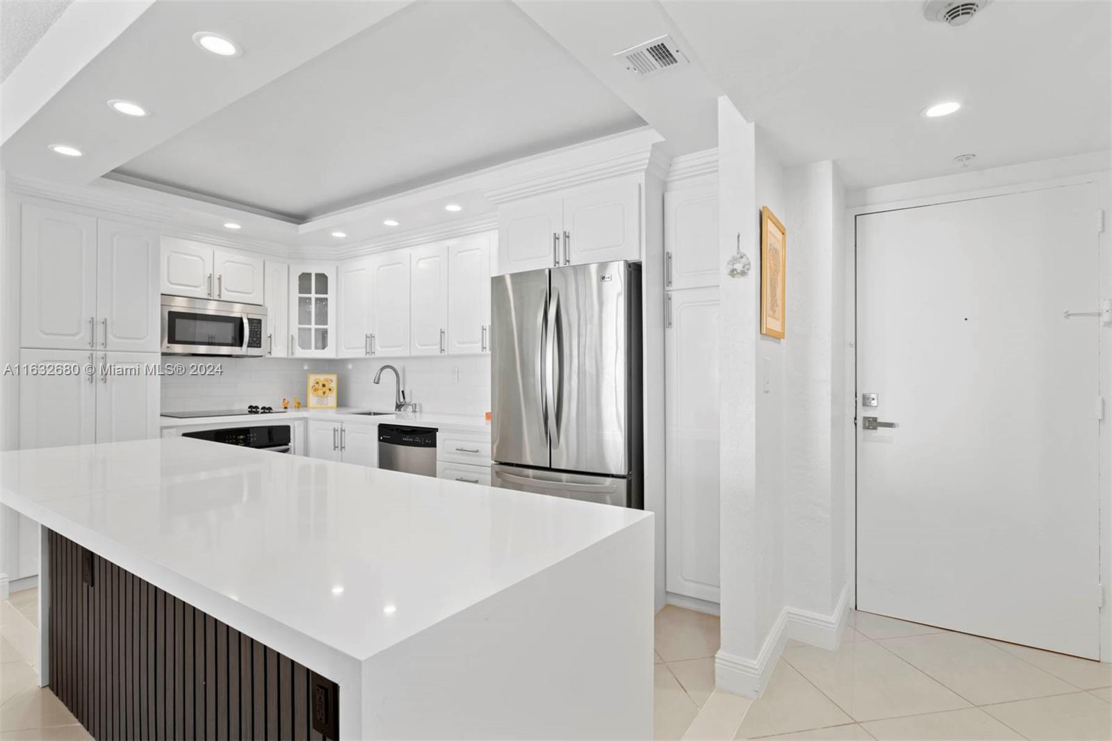 OCEANVIEW BUILDING A COND - Residential