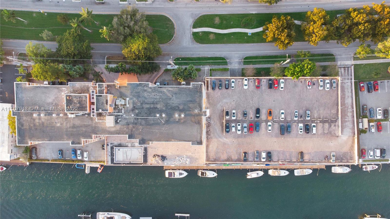 WATERSIDE TOWERS CONDO - Residential