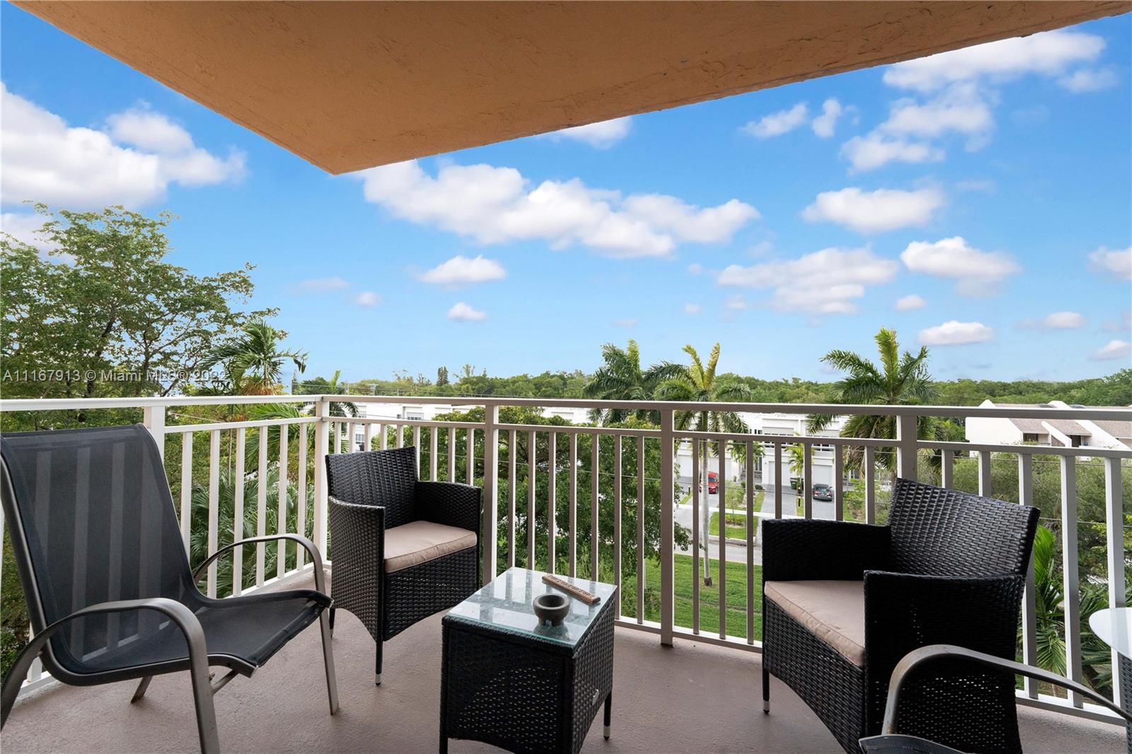 WATERSIDE TOWERS CONDO - Residential