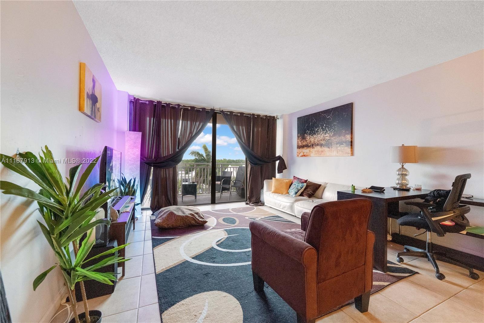 WATERSIDE TOWERS CONDO - Residential