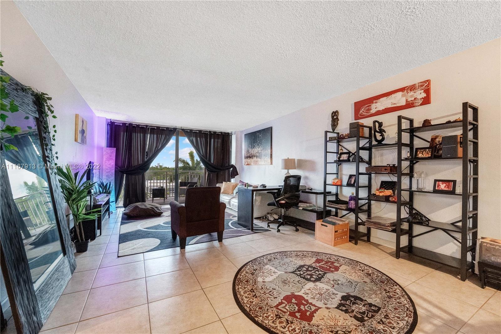 WATERSIDE TOWERS CONDO - Residential
