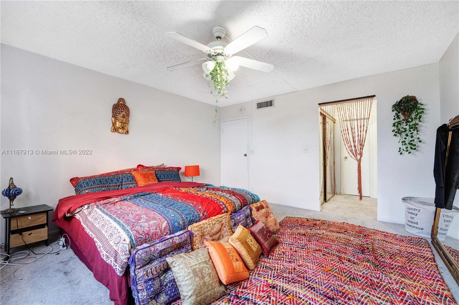 WATERSIDE TOWERS CONDO - Residential