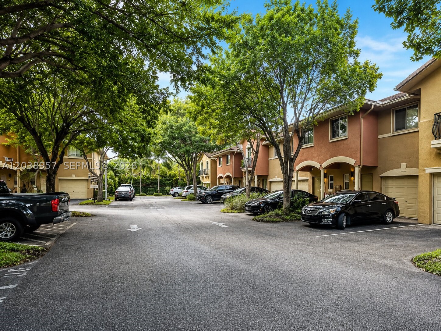 35 SE 3rd Ave 11