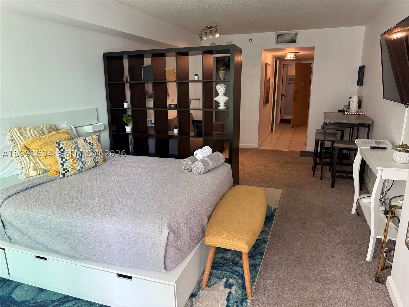 1200 Brickell Bay Dr 2216