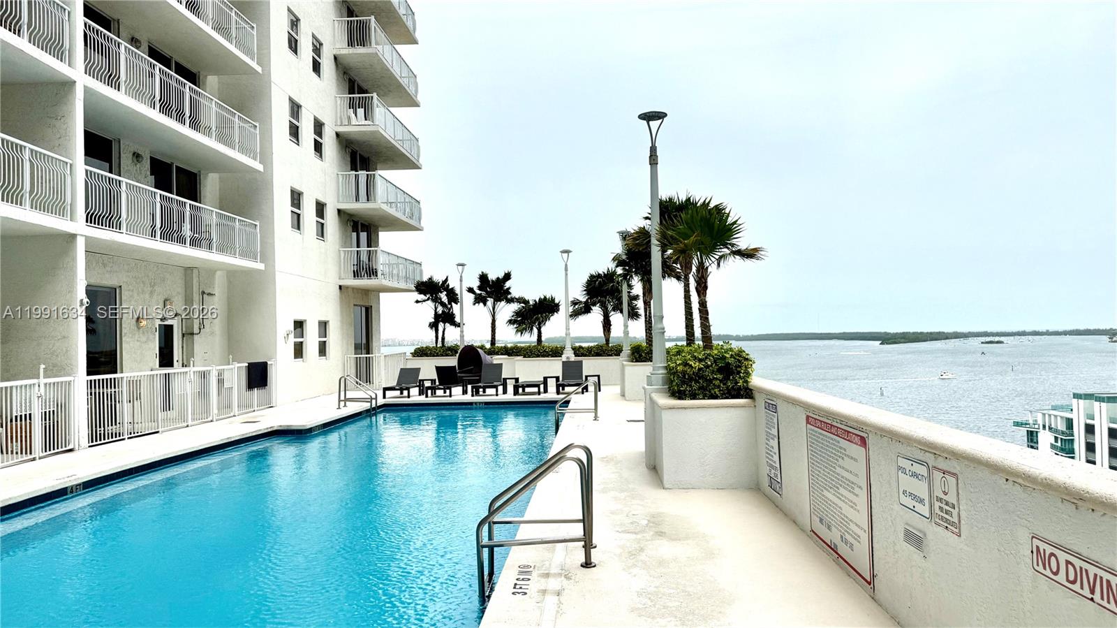 THE CLUB AT BRICKELL BAY - Residential