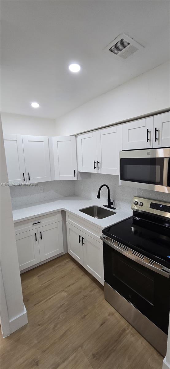 GEO M PHIPPENS SUB IN - Residential Lease