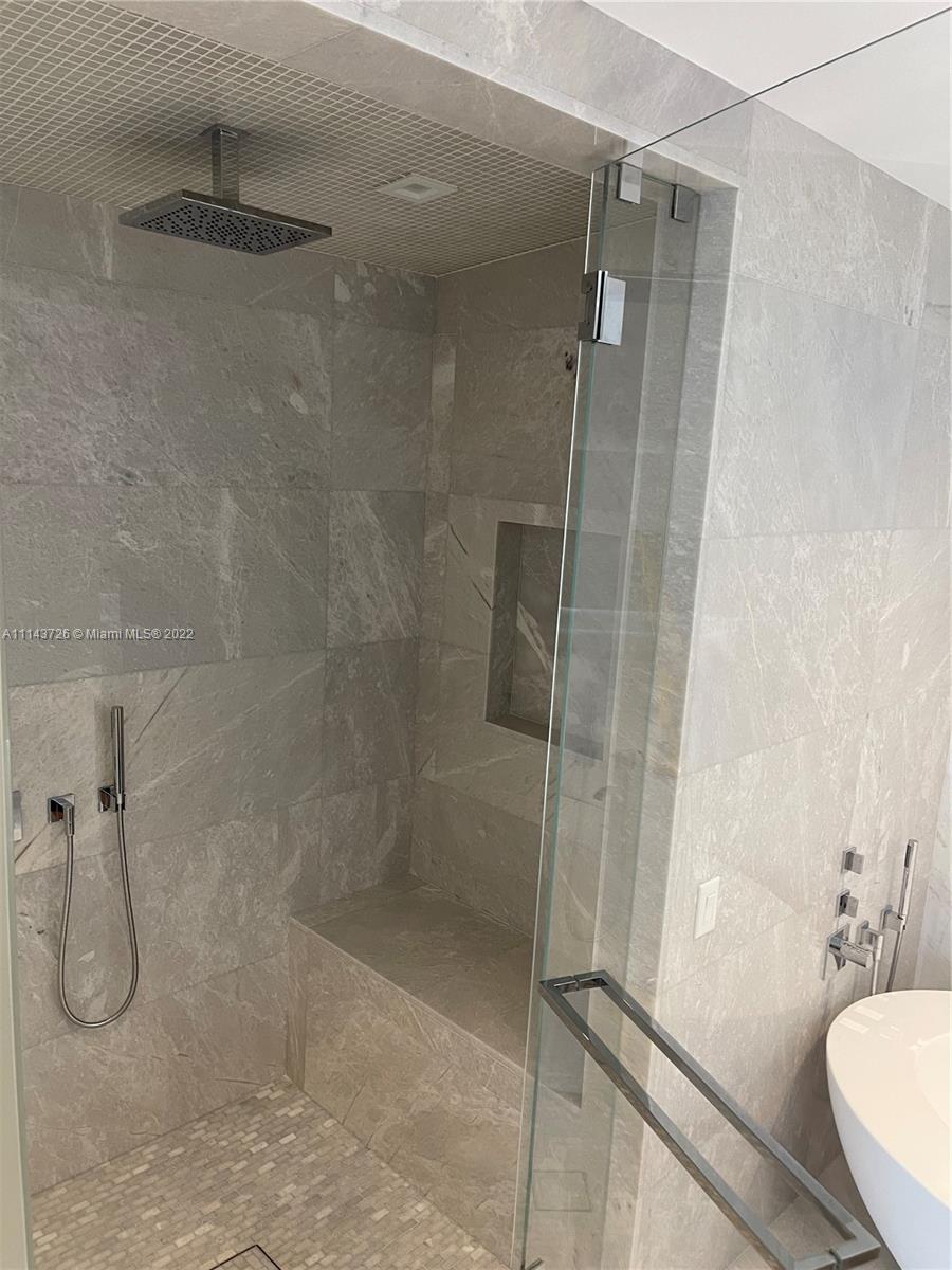 SUNNY ISLES BEACH - Residential