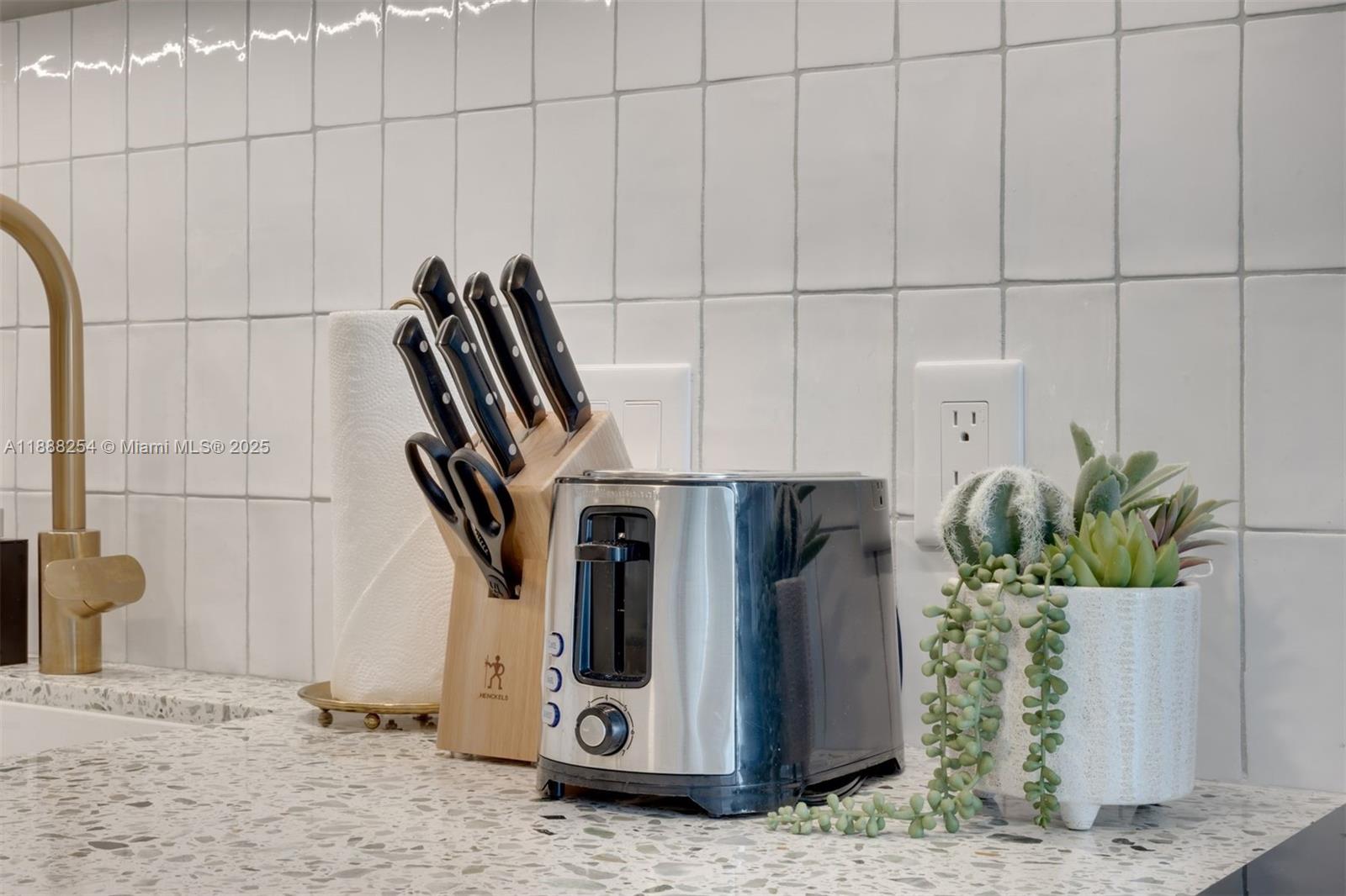 NATIIVO MIAMI CONDO - Residential