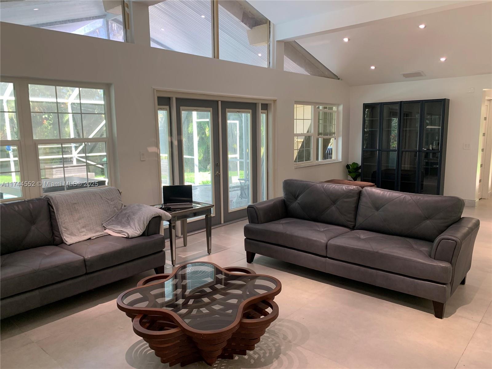 FLA FRUIT LANDS CO SUB NO - Residential