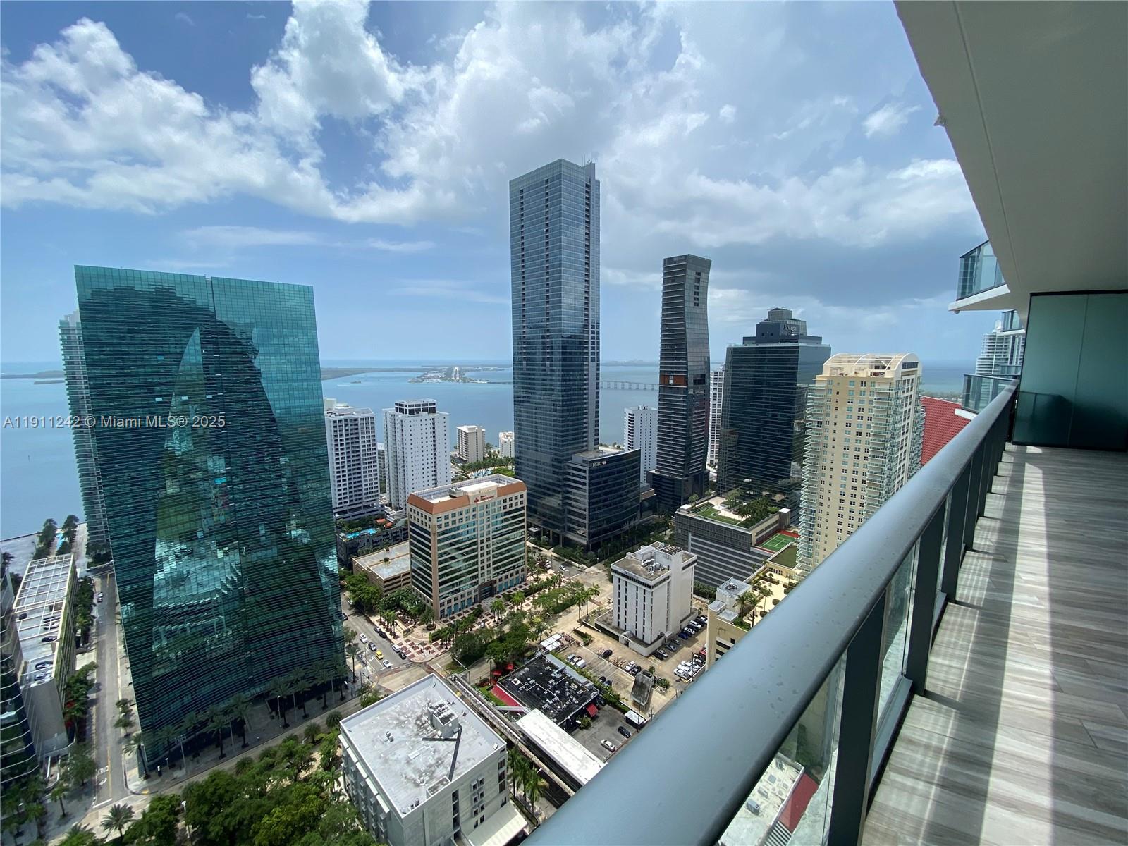 1300 S MIAMI AVE 3802