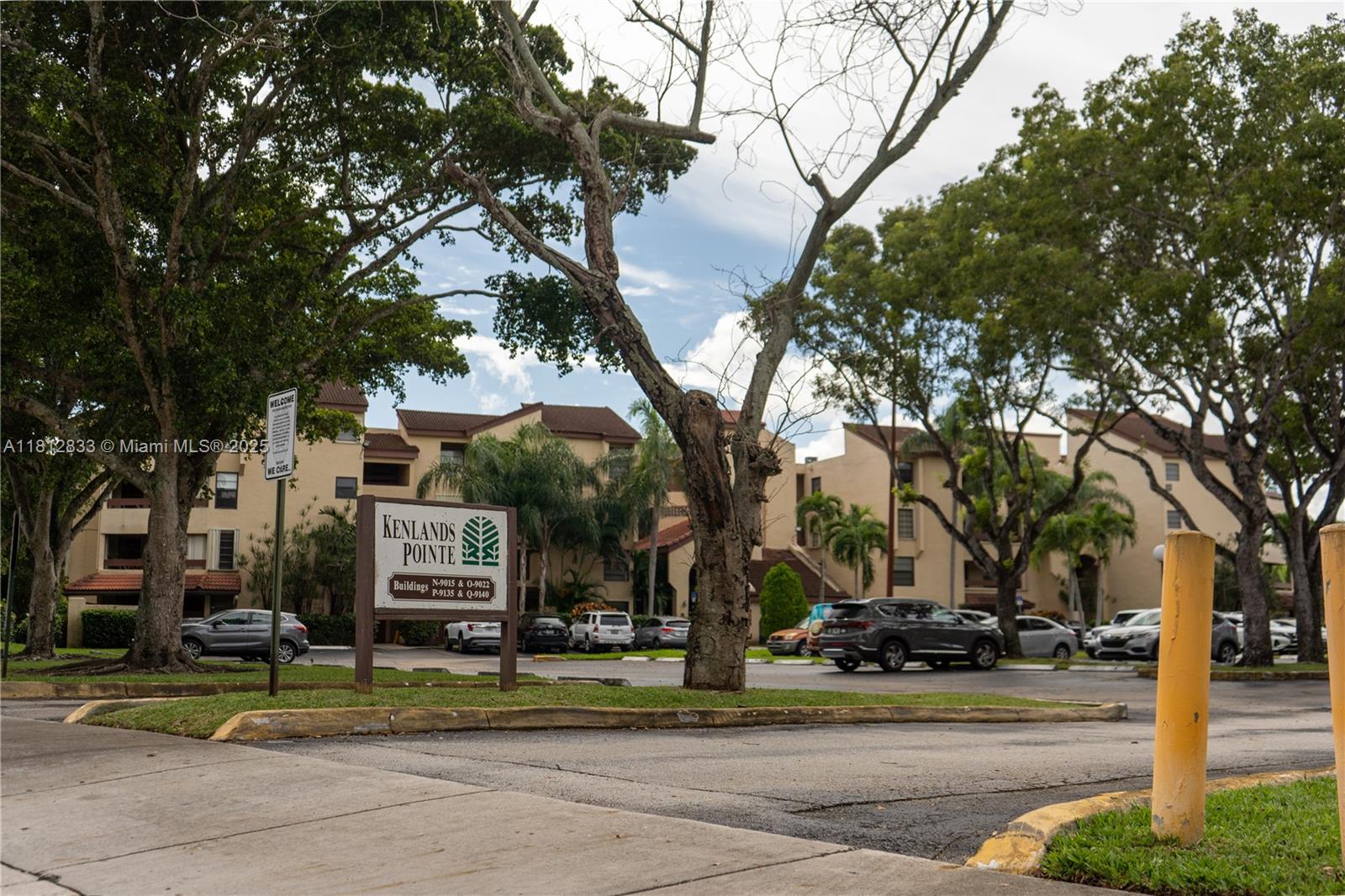 Rental Property at 9140 Sw 123rd Ct 208-Q, Miami, Broward County, Florida - Bedrooms: 2 
Bathrooms: 2  - $2,500 MO.