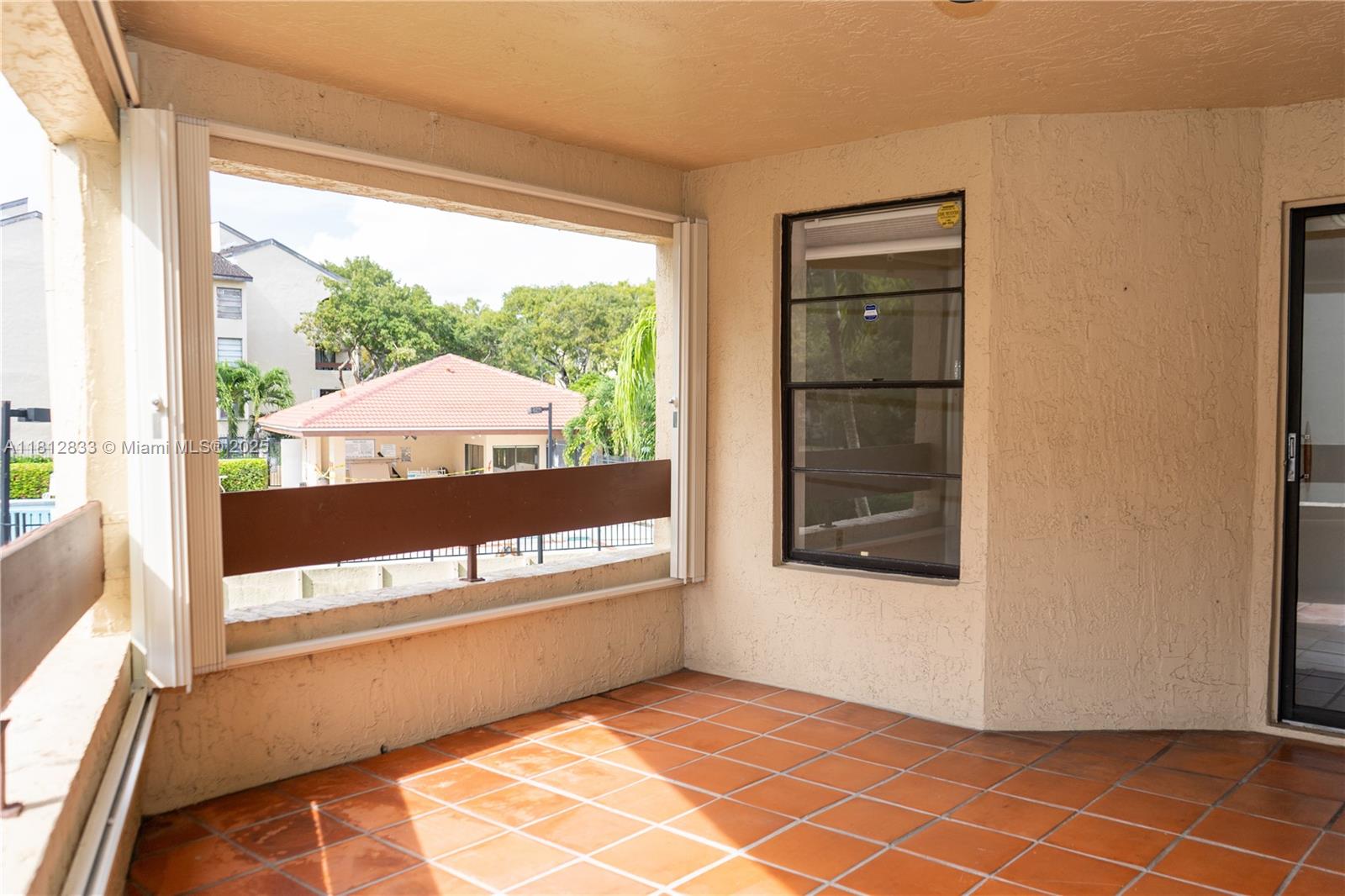 KENLAND POINTE CONDO II - Residential Lease