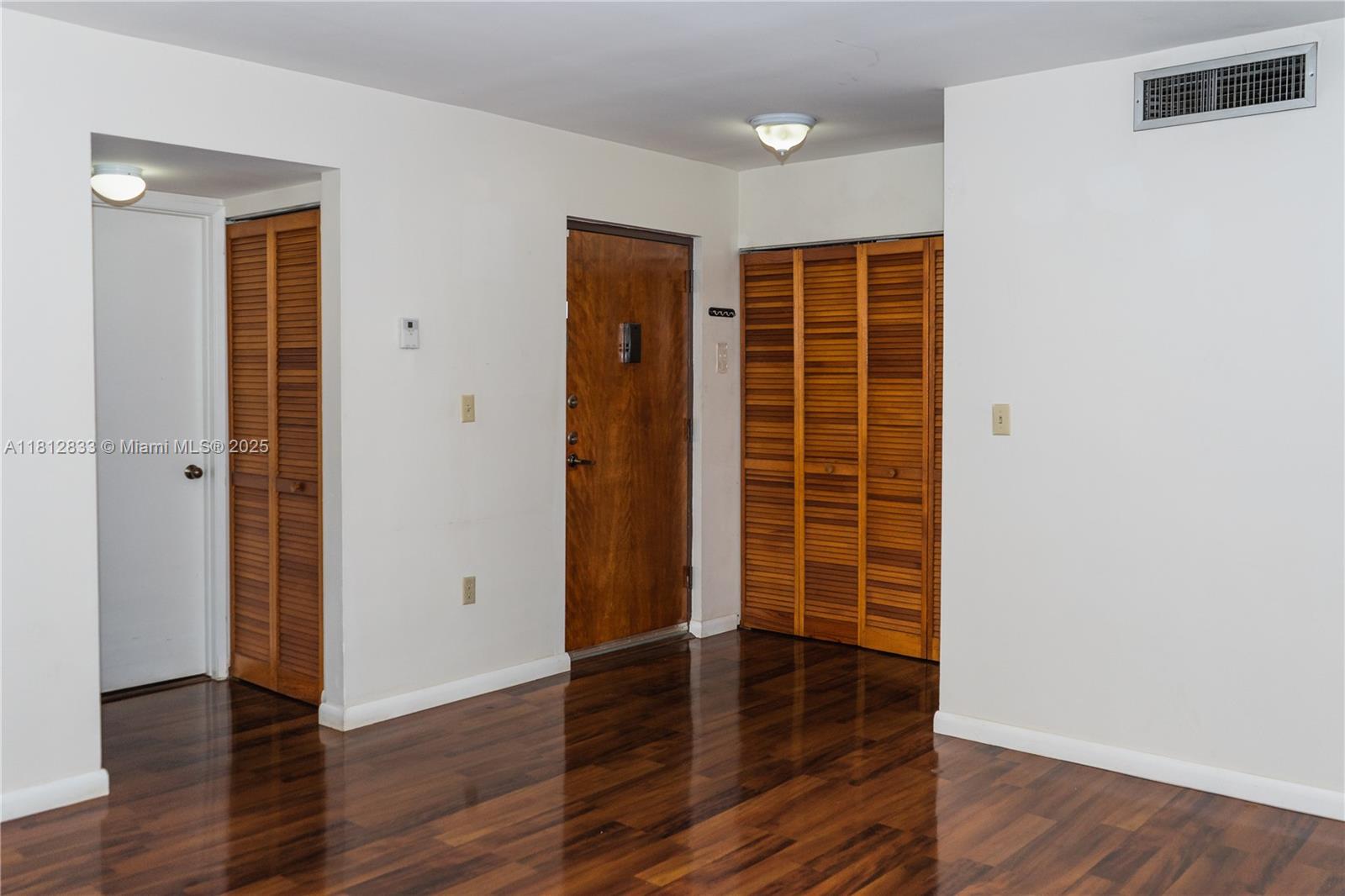 KENLAND POINTE CONDO II - Residential Lease
