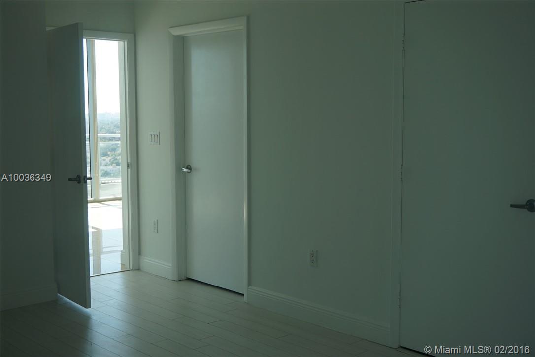 IVY CONDO - Residential Lease
