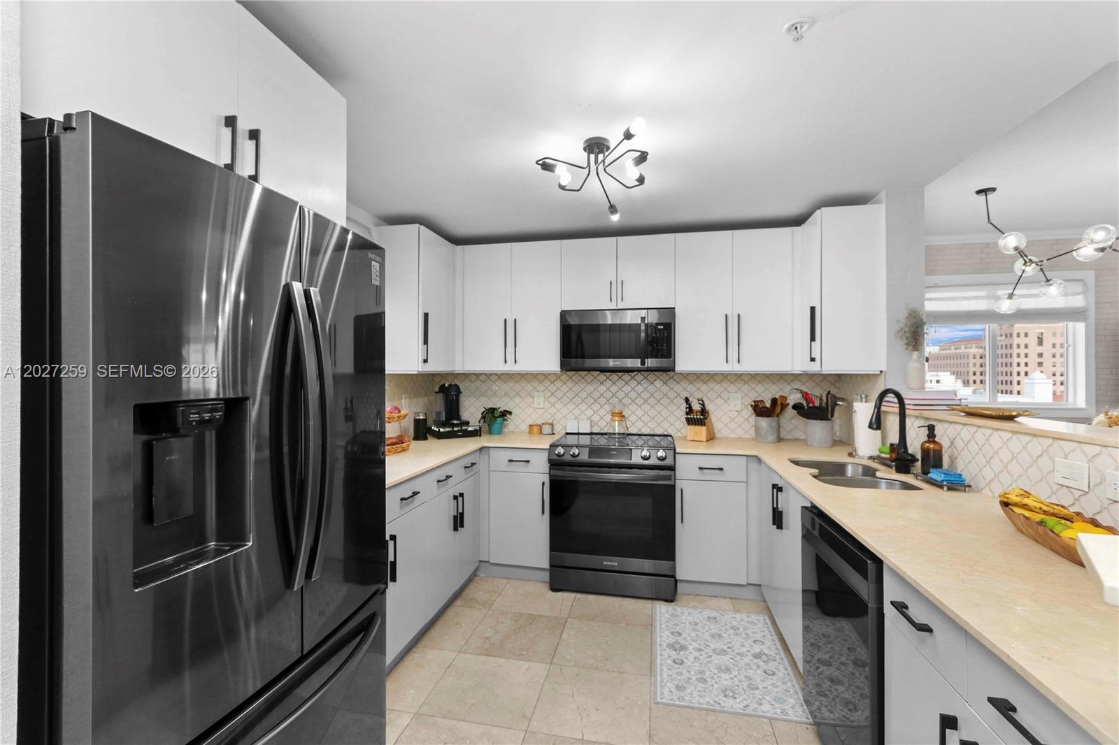 TEN ARAGON CONDO - Residential