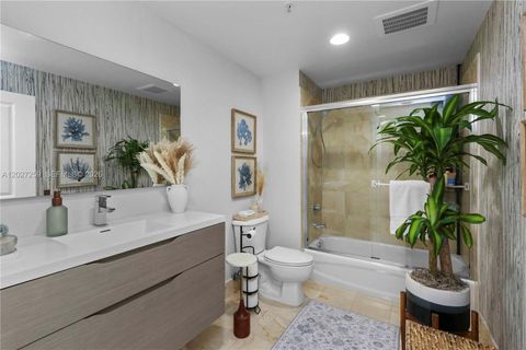Tiny photo for 10 Aragon Ave #1106, Coral Gables, FL 33134 (MLS # A12027259)