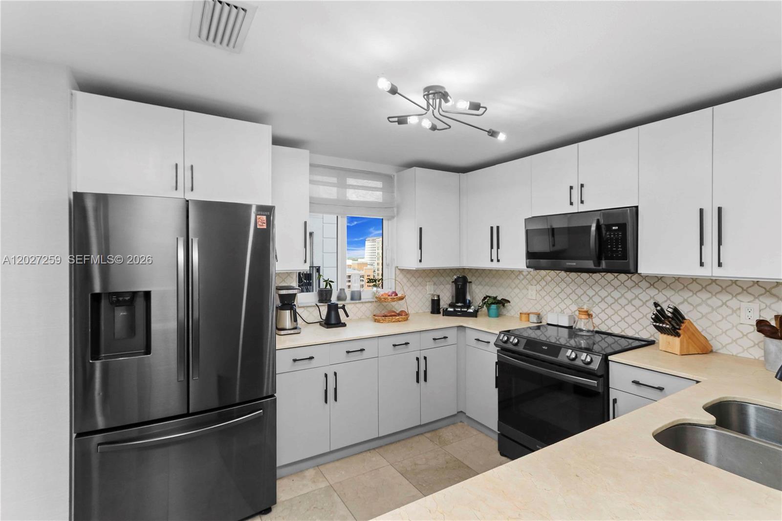 TEN ARAGON CONDO - Residential