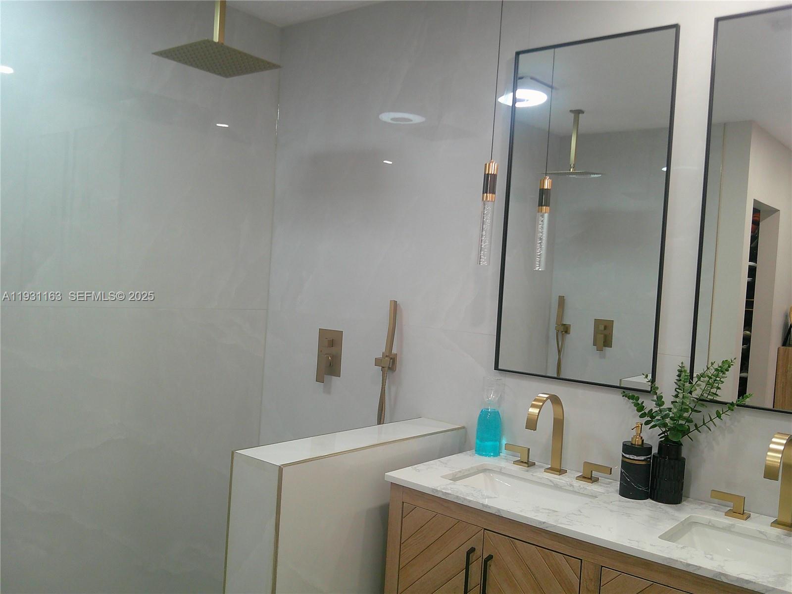 CUTLER LANDINGS REPLT - Residential