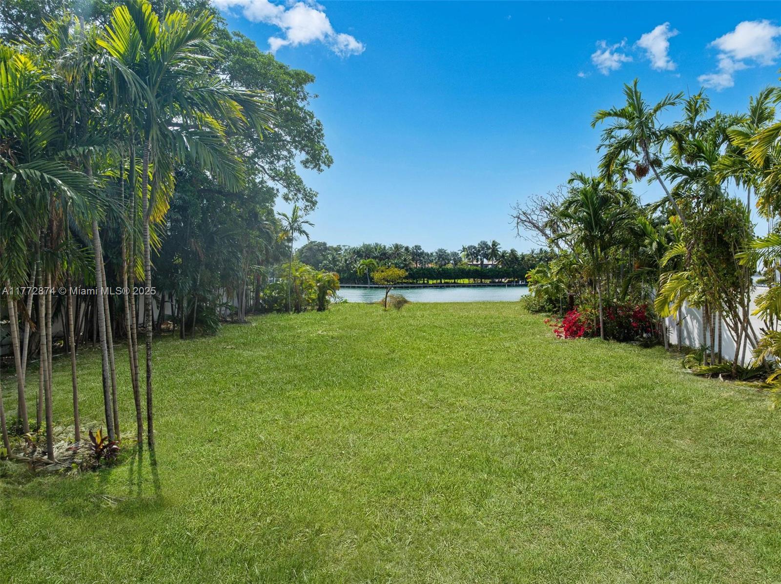 ALTOS DEL MAR NO 5 - Residential