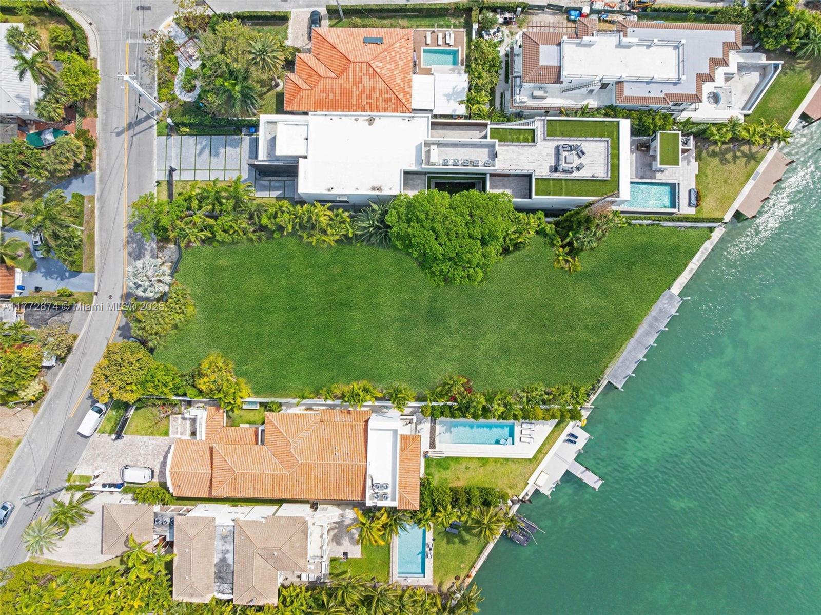 ALTOS DEL MAR NO 5 - Residential