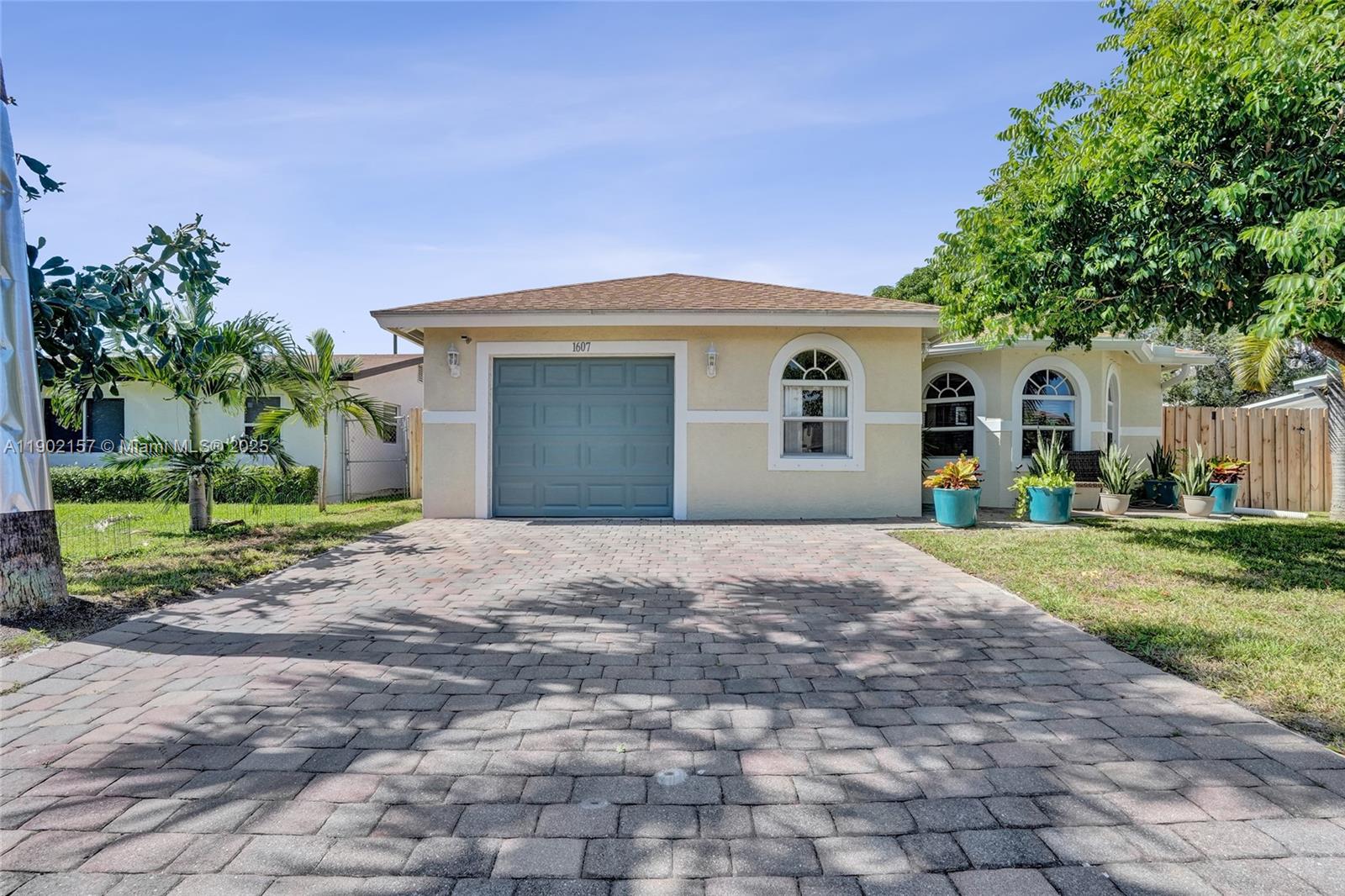 This charming 3/2 single family pool home is in the heart of Lake Worth. This home features a large open living room, separated large kitchen for dining, an outdoor tropical oasis pool view with a large patio for family gatherings, and a one car garage. Conveniently located near the beach, schools, major highways, shopping and public transportation. Great opportunity for first-time home buyers.
THE SELLER IS OFFERING $7,500 CREDIT TOWARDS BUYERS CLOSING COST OR RATE BUY DOWN (with Full-Priced Offer)— making this home an incredible opportunity!