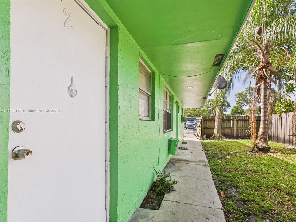 Photo of 2707 NW 13th St, Fort Lauderdale, FL 33311 (MLS # A11781938)
