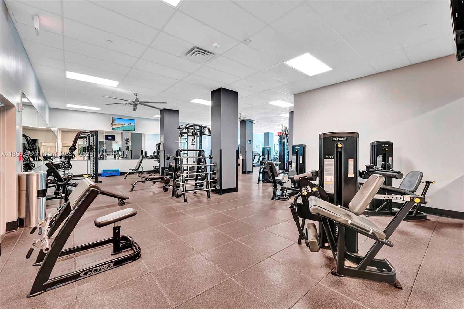 WAVE CONDO - Residential Lease