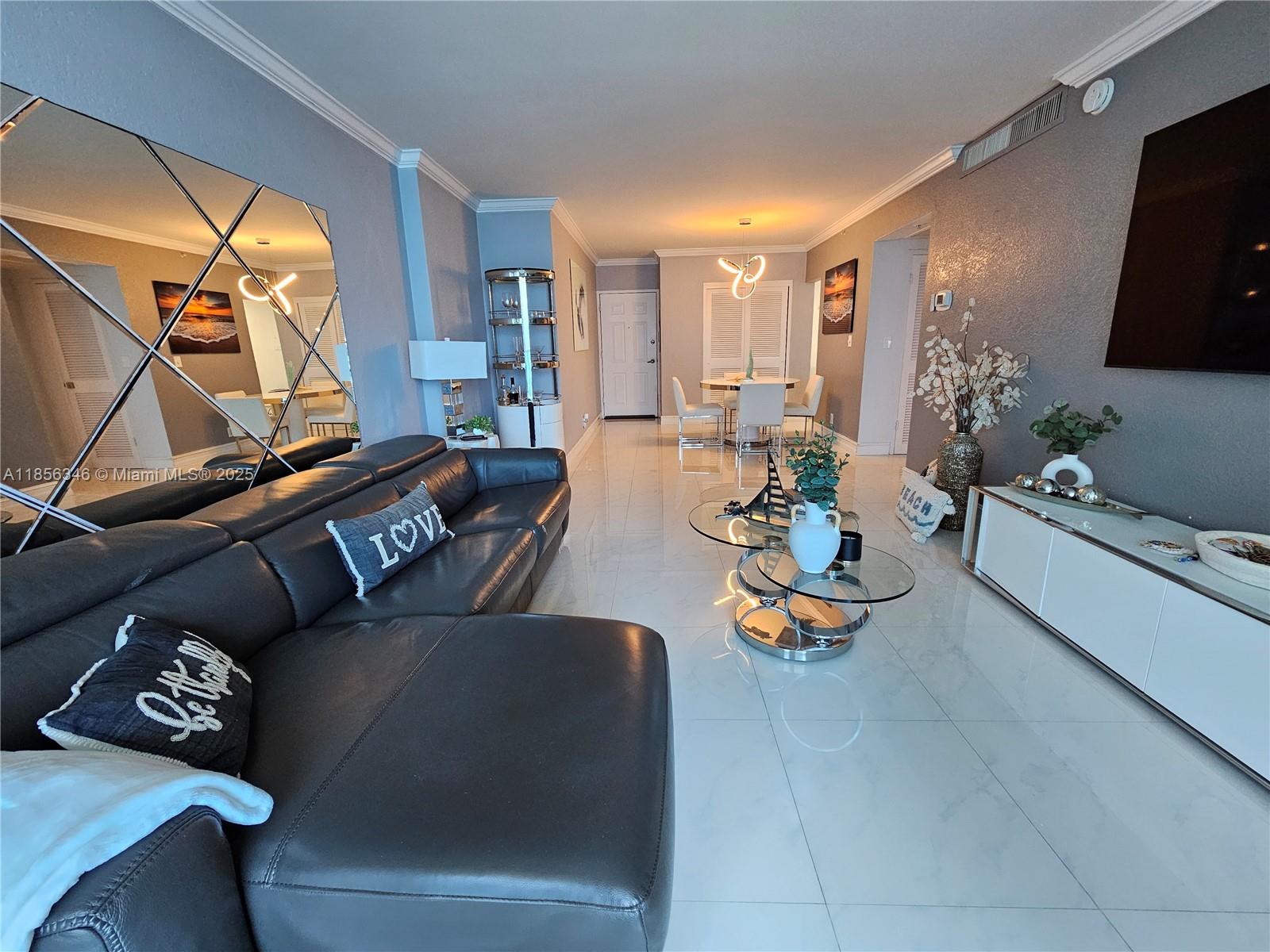 WAVE CONDO - Residential Lease