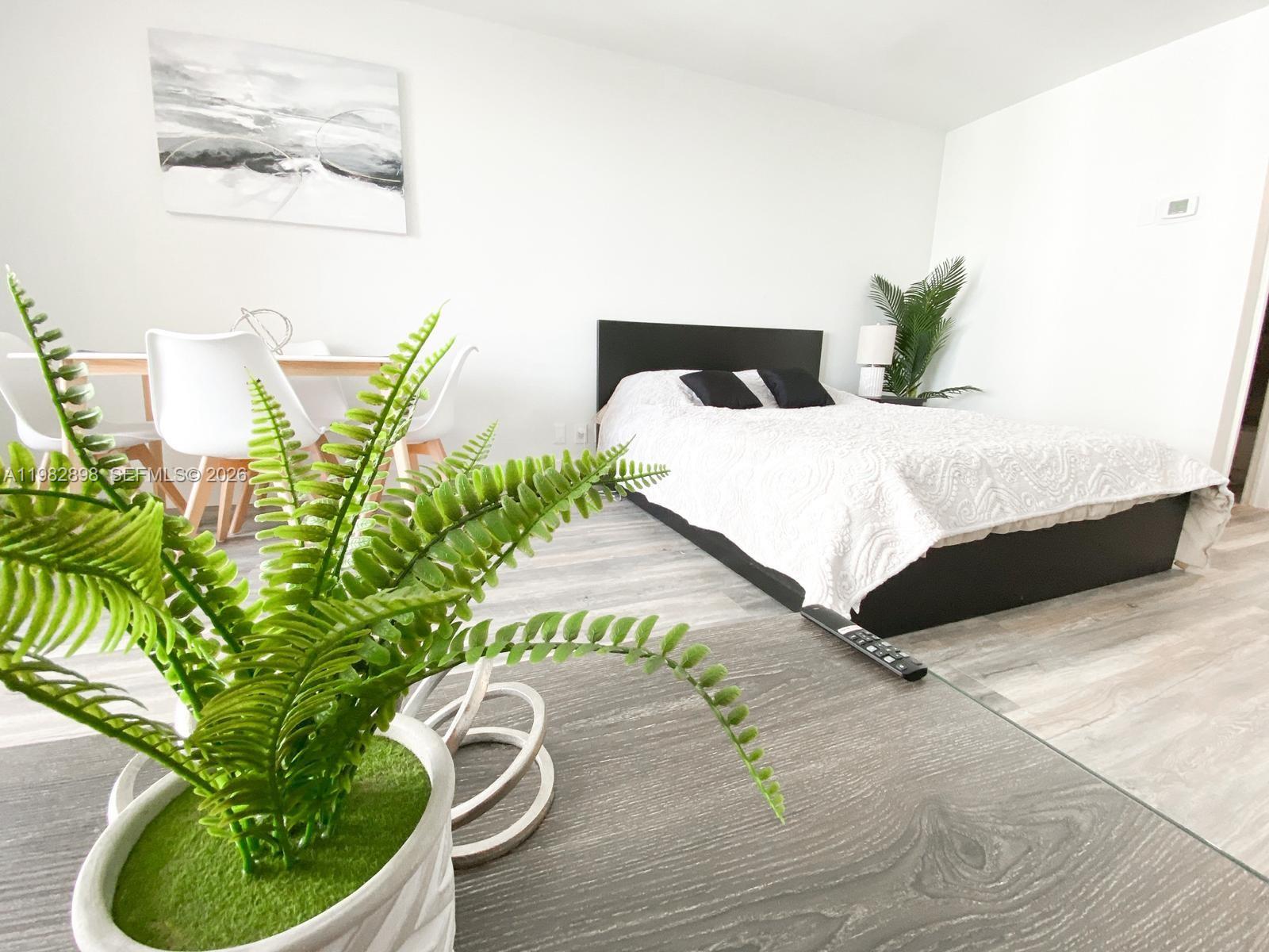 THE AVENTURA BEACH CLUB - Residential