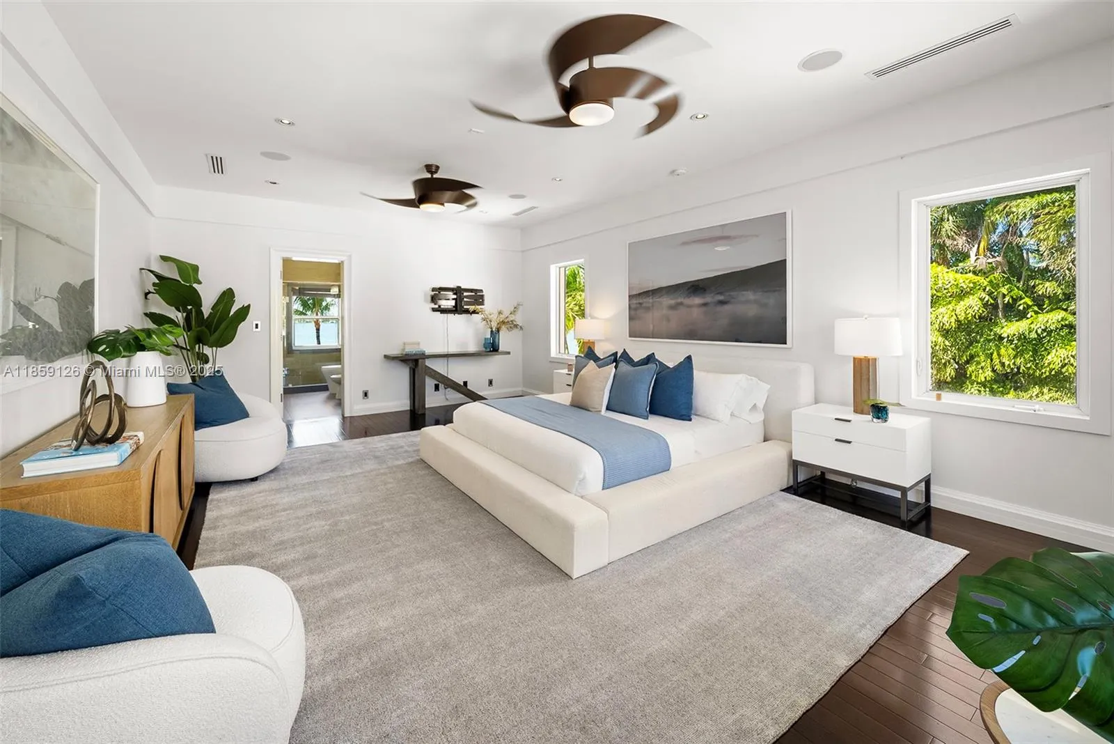 Miami Beach, Florida 33140, United States, 8 Bedrooms Bedrooms, ,15 BathroomsBathrooms,Residential,Active,192388