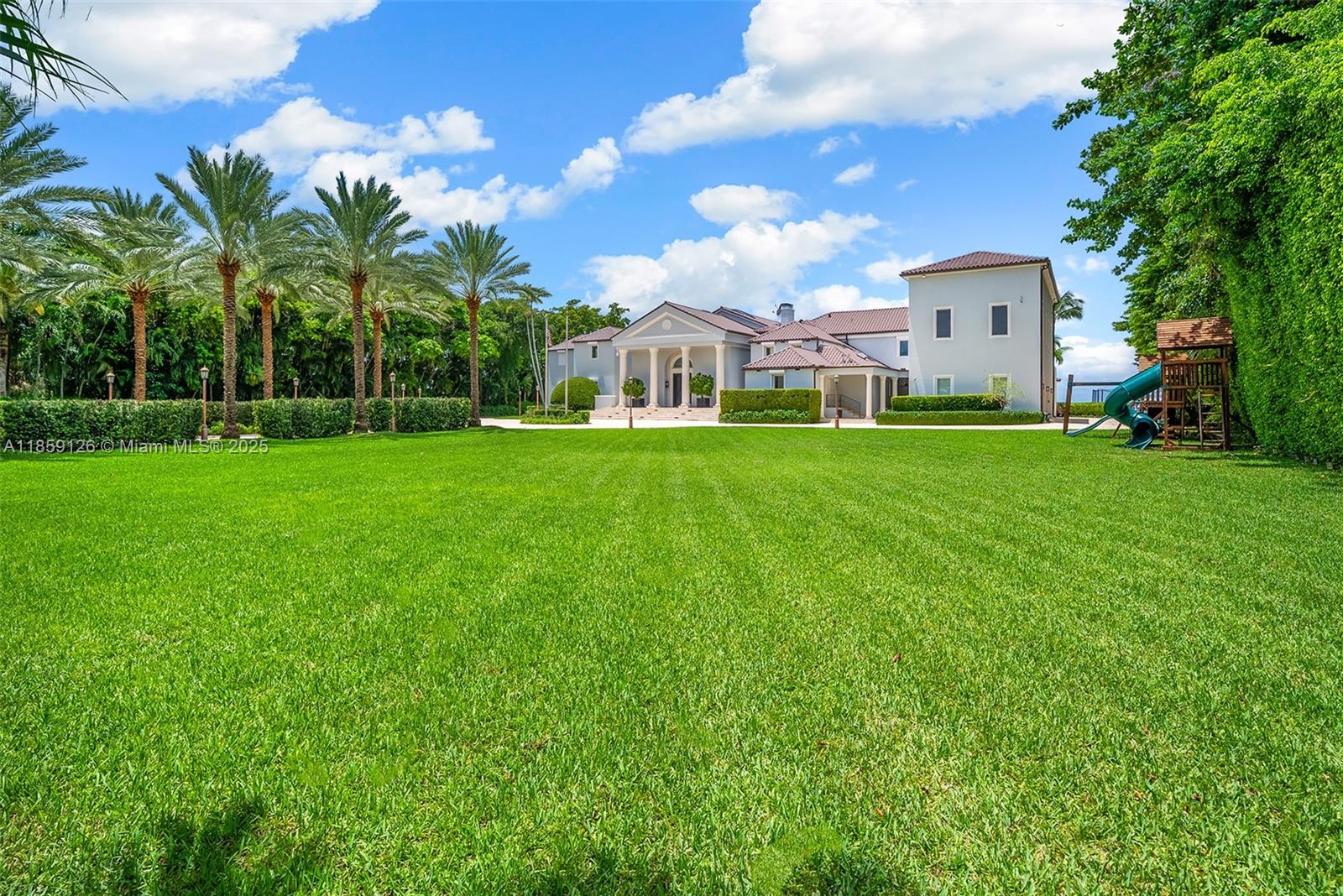LA GORCE GOLF SUB - Residential