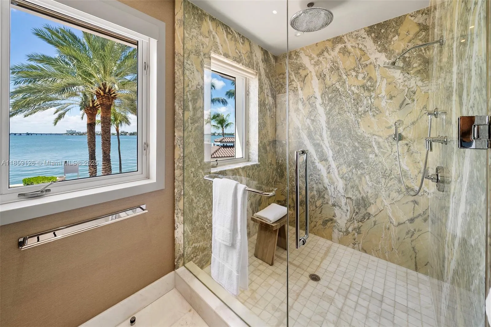 Miami Beach, Florida 33140, United States, 8 Bedrooms Bedrooms, ,15 BathroomsBathrooms,Residential,Active,192388