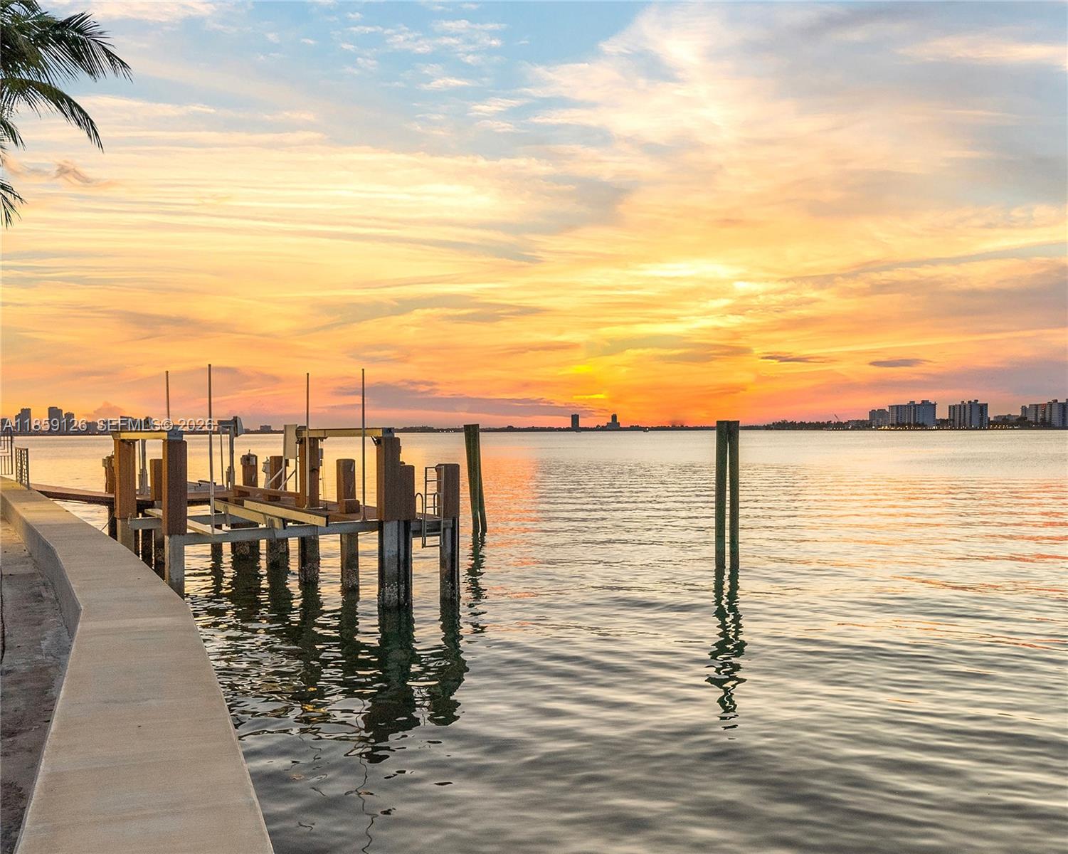 LA GORCE GOLF SUB - Residential