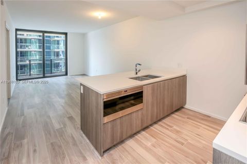 801 S Miami Ave 2708 Miami FL 33130