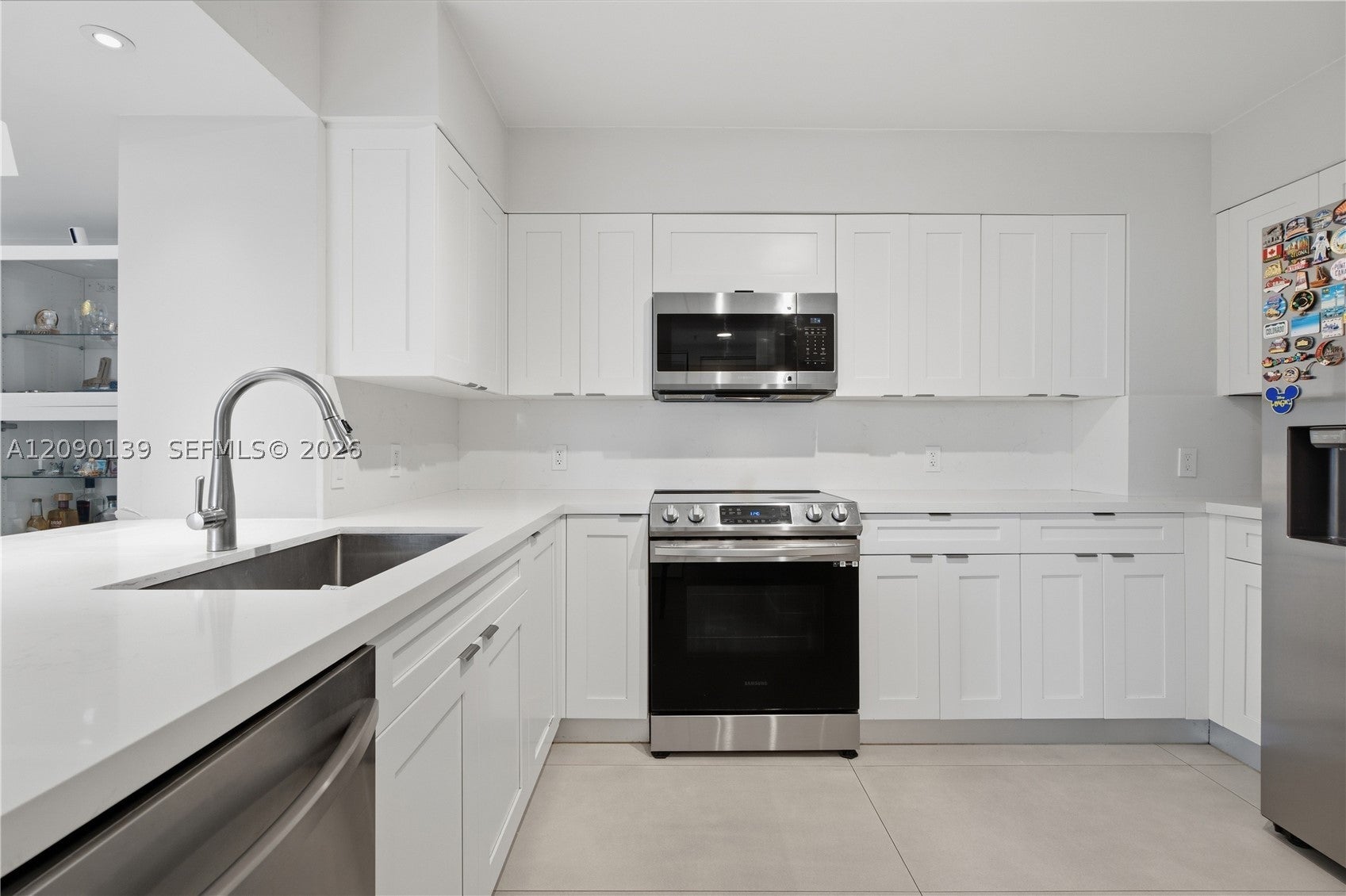 1155 Brickell Bay Dr 704