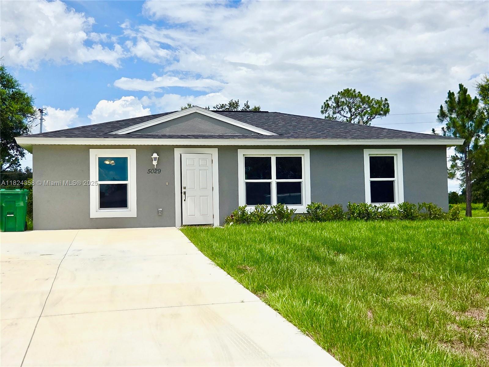 New Construction in Port LaBelle! The price of the property has been reduced to $235,000 for a quick sale. This is a great opportunity to own a home with no rear neighbors, offering added privacy and tranquility. This 3-bed, 2-bath home features an open floor plan, split-bedroom layout, spacious master suite with walk-in closet, and dual sinks in the master bath. Situated on a 15,681.6 sq ft lot (0.36 acre) with room to park your RV. No Association/No HOA. Just 1 hr 45 mins from Miami. Conveniently located near schools, parks, shopping, dining, and medical facilities. This is the perfect family home or rental opportunity!
All info deemed reliable but not guaranteed. Buyers and brokers to verify independently.
¡Hablo español! Call today to schedule a showing!
