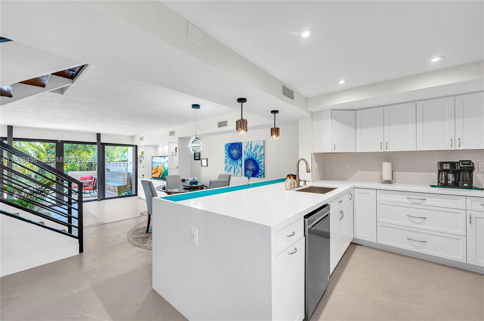 LAKERIDGE SEC 1 - Residential Lease