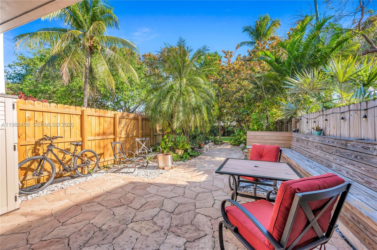 LAKERIDGE SEC 1 - Residential Lease