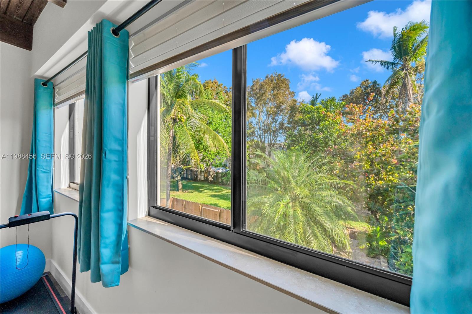 LAKERIDGE SEC 1 - Residential Lease